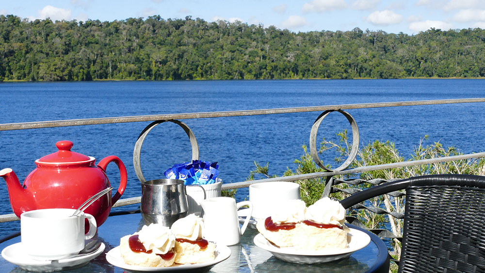 Morning-tea-and-scones-at-the-Lake-Barrine-Tea-House